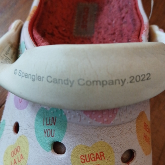 Crocs x Sweethearts Shoes Slides Clogs Valentines Kids J3  Lined - Picture 5 of 7